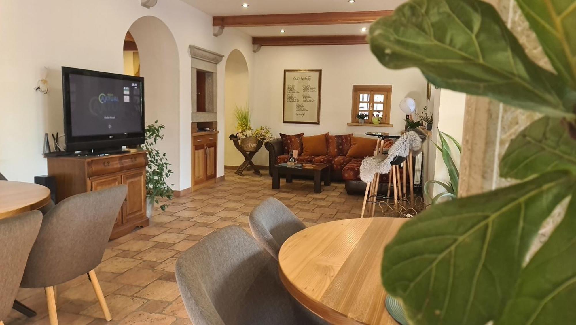 Brne Rooms Postojna Buitenkant foto