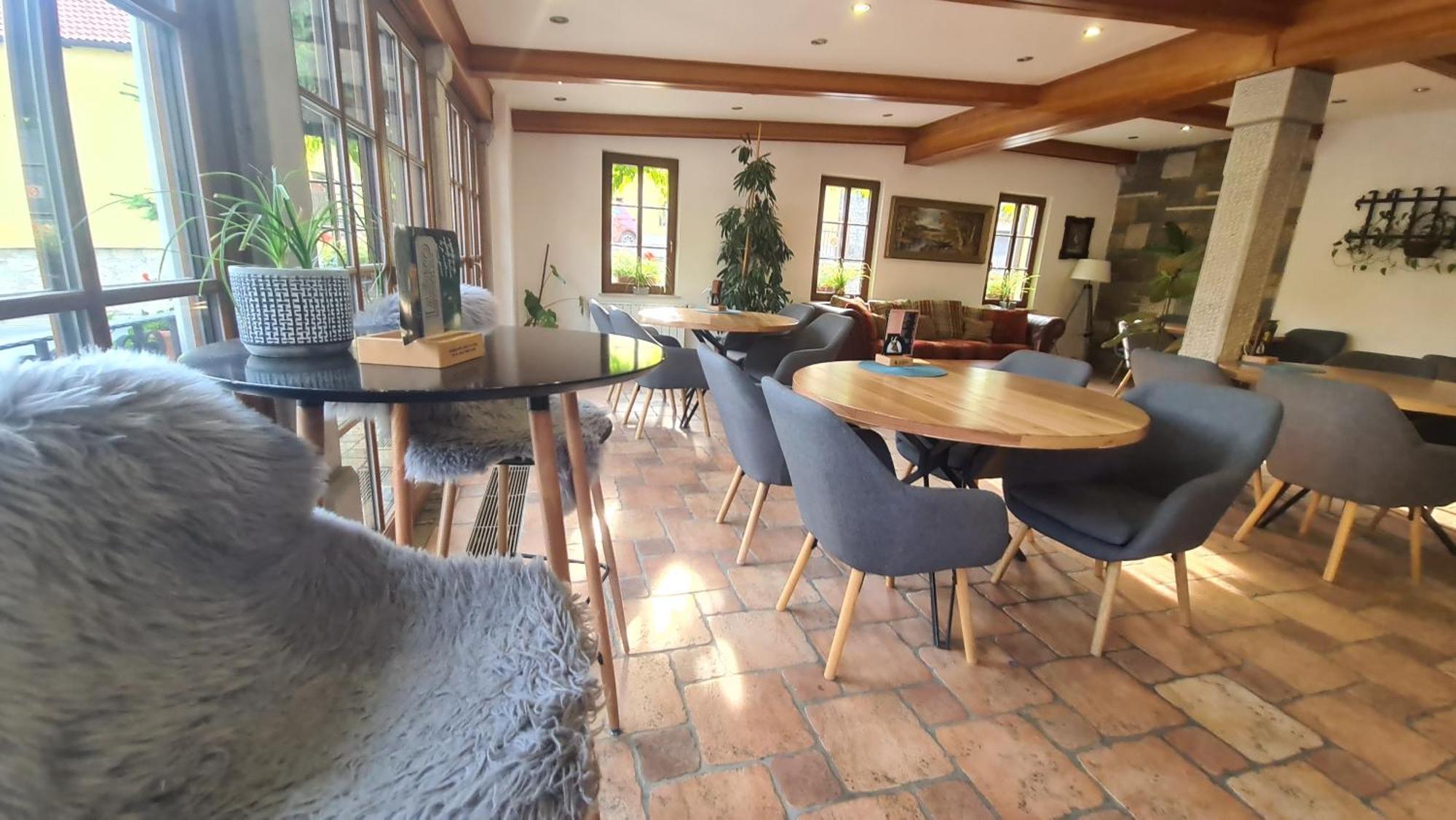 Brne Rooms Postojna Buitenkant foto