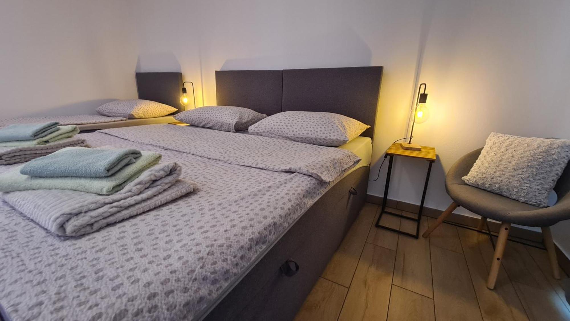 Brne Rooms Postojna Buitenkant foto
