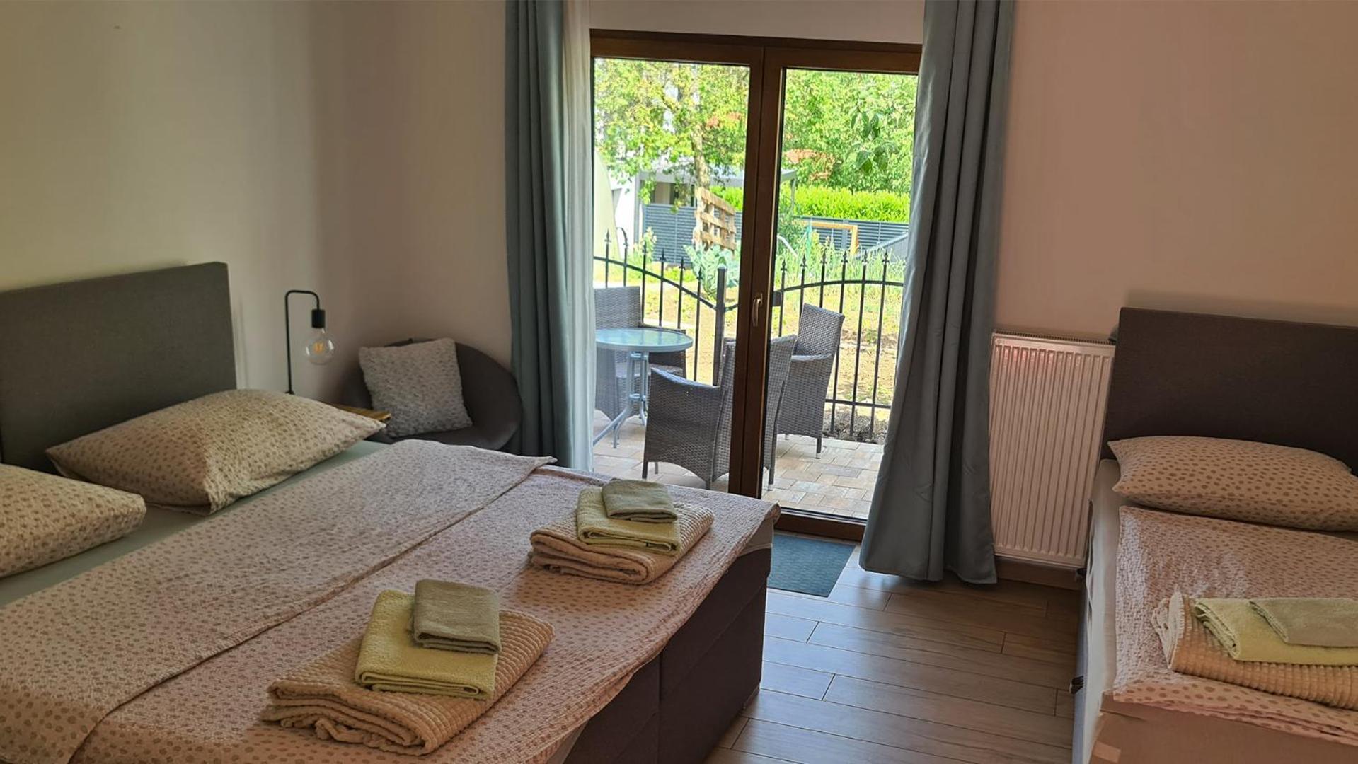 Brne Rooms Postojna Buitenkant foto