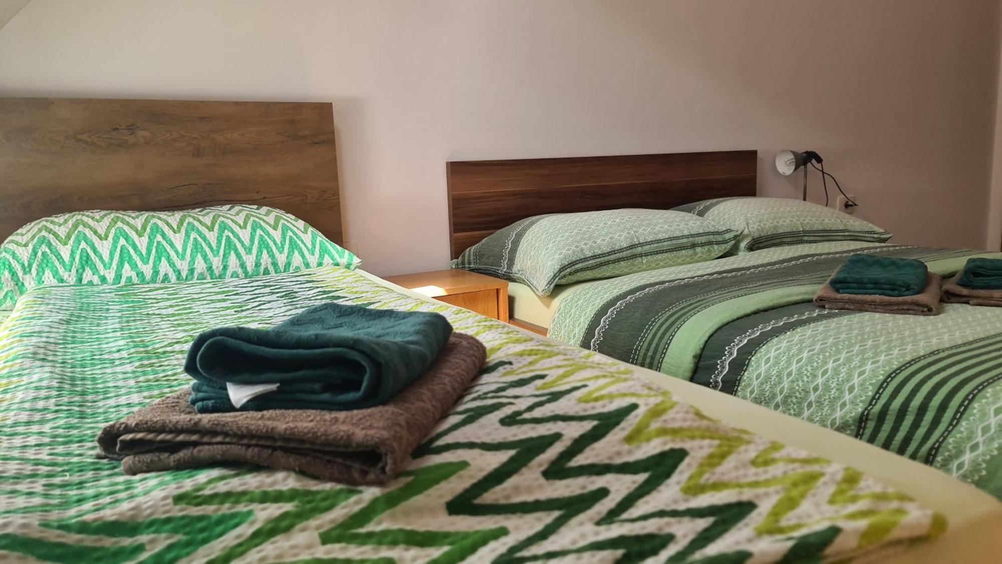 Brne Rooms Postojna Buitenkant foto