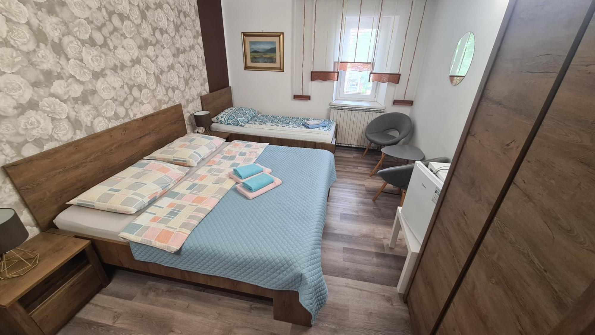 Brne Rooms Postojna Buitenkant foto